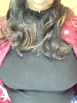 CUTE SOPHIA- online show from 12/19/24, 09:28