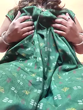 CUTE SOPHIA- online show from 12/22/24, 11:33