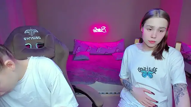 HelloRoxy online show from 01/30/25, 11:02