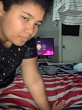 KittyLoroi online show from 10/29/25, 12:57