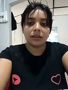 stefanie010 online show from 02/13/25, 03:24