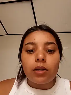 stefanie010 online show from 03/22/26, 03:59