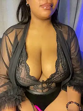 YellowHoneyDip online show from 02/04/26, 07:14