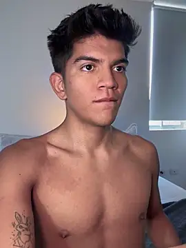 santiago 01 online show from 02/09/25, 04:18