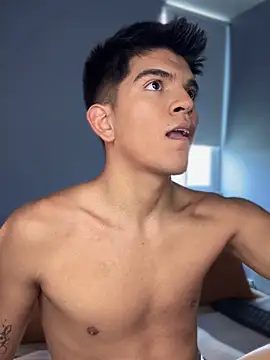 santiago 01 online show from 09/08/25, 07:57