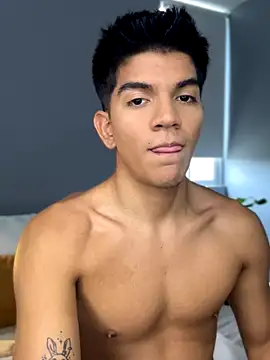 santiago 01 online show from 09/10/25, 08:09