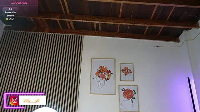 LillyDolls23 online show from 12/21/25, 12:56