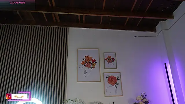 LillyDolls23 online show from 03/25/26, 01:28