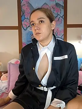 NaomiShimizu online show from 02/17/25, 08:36