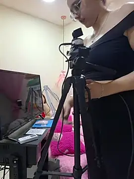 NaomiShimizu online show from 03/30/26, 07:48