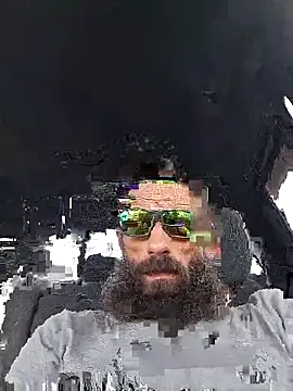 Snapshot of chillmfrs chatting on 09/13/25, 09:36 chillmfrs online show from 09/13/25, 09:36