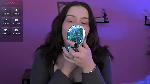 CoralineKeyns online show from 02/19/25, 05:27