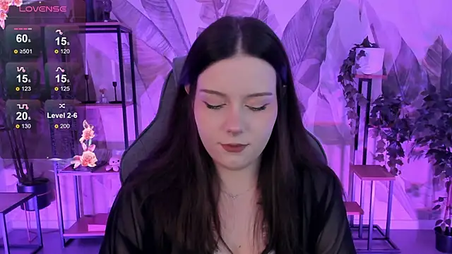 CoralineKeyns online show from 09/24/25, 05:44