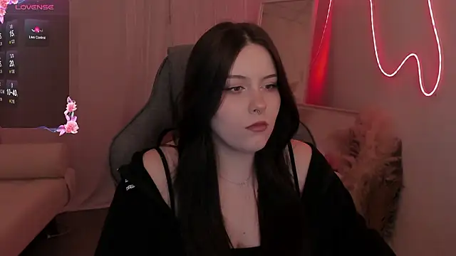 CoralineKeyns online show from 03/06/26, 05:26