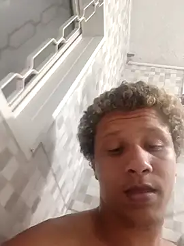 Nicolaskribeiro online show from 11/21/25, 10:19