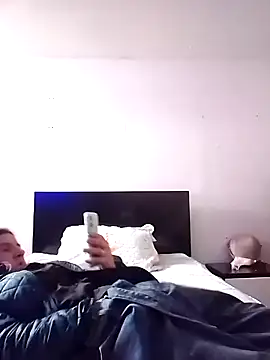 Cameron puppy online show from 10/09/25, 04:27