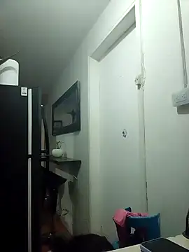 Cameron puppy online show from 10/27/25, 04:33