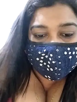 indianlisa5 online show from 03/15/26, 07:42