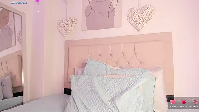 daiana curly online show from 03/17/25, 09:34