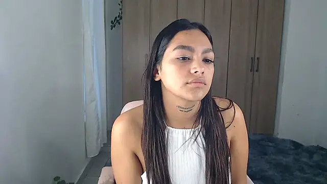 fairylatin222 online show from 03/06/25, 10:36