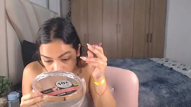 fairylatin222 online show from 03/18/25, 08:25