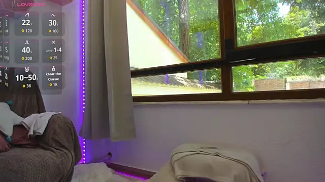 Awesome Jolie online show from 06/01/26, 09:22
