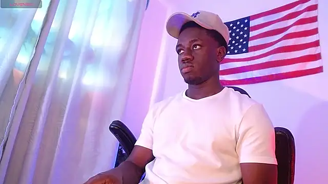 Snapshot of mike_wallace chatting on 10/29/25, 07:26 mike wallace online show from 10/29/25, 07:26