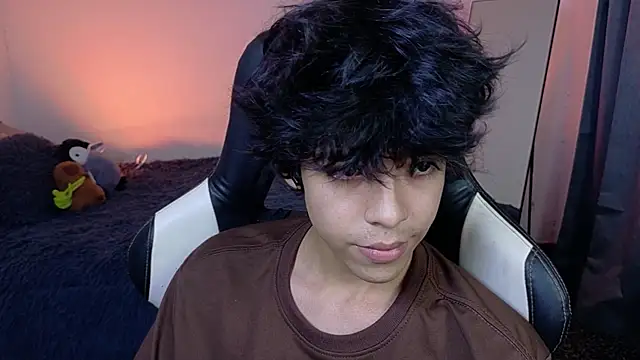 Alan26  online show from 04/02/26, 07:17