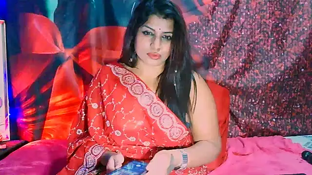 RoyalIndianCreamPuff online show from 01/17/25, 09:17