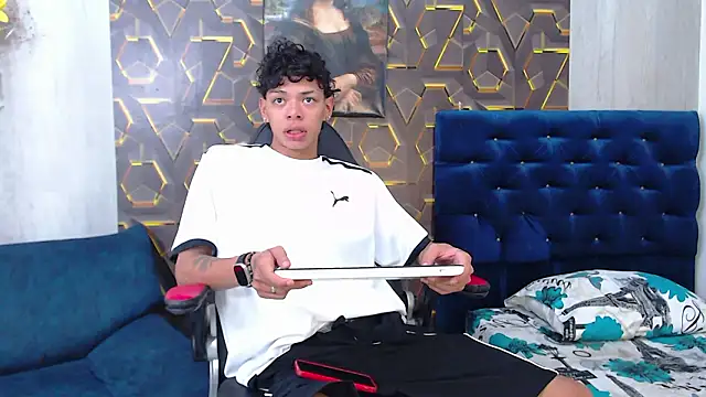 Harry jhonsson online show from 03/24/26, 09:09