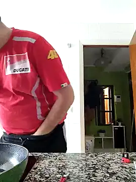 Snapshot of Vicio74@xh chatting on 02/01/25, 12:37 Vicio74xh online show from 02/01/25, 12:37