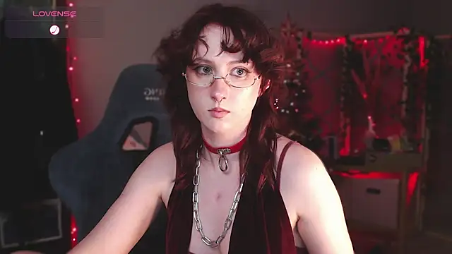 Snapshot of Rory_Pink chatting on 12/11/24, 11:32 Rory Pink online show from 12/11/24, 11:32