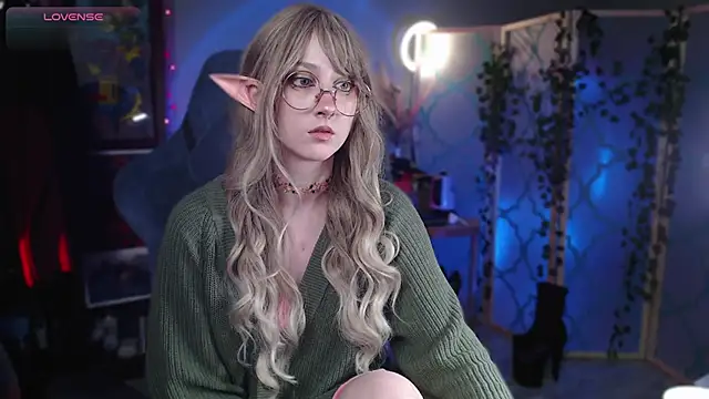 Snapshot of Rory_Pink chatting on 03/12/25, 03:18 Rory Pink online show from 03/12/25, 03:18