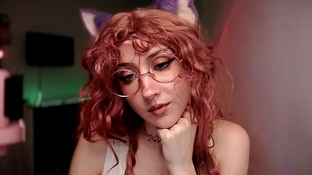 Snapshot of Rory_Pink chatting on 09/25/25, 10:24 Rory Pink online show from 09/25/25, 10:24