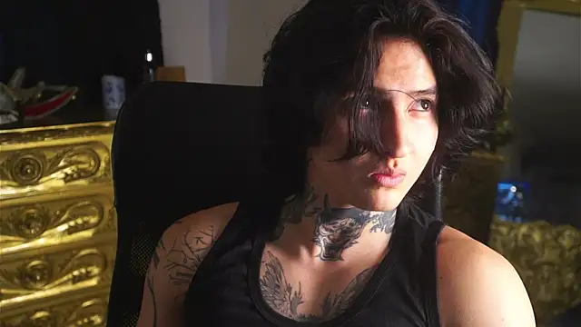 dantecoppolaa  online show from 01/23/25, 10:54