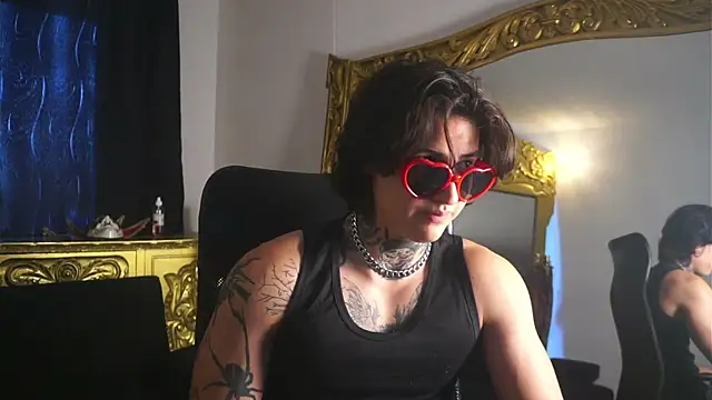 dantecoppolaa  online show from 02/16/25, 06:43