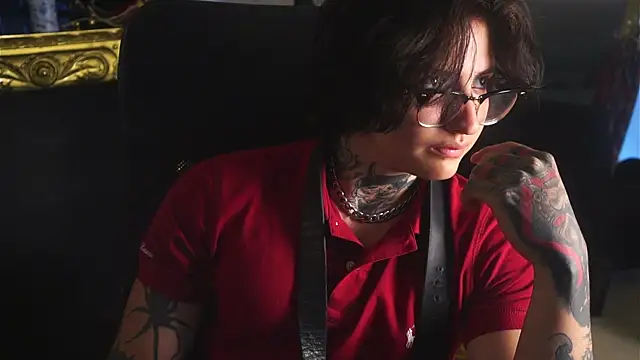 dantecoppolaa  online show from 02/17/25, 05:10