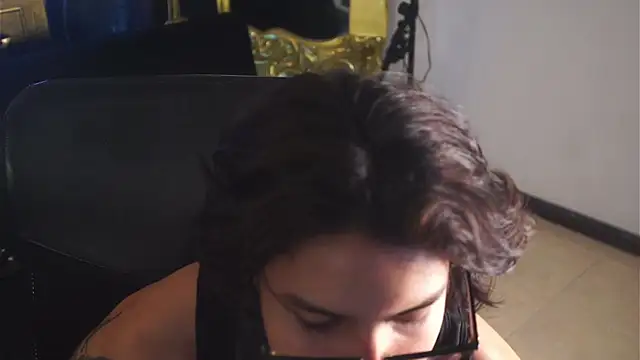 dantecoppolaa  online show from 02/27/25, 07:15