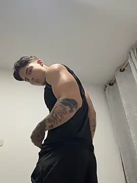 dantecoppolaa  online show from 03/25/26, 03:12