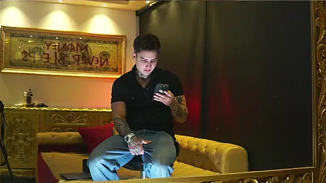Snapshot of dantecoppolaa_ chatting on 06/22/26, 12:56 dantecoppolaa online show from 06/22/26, 12:56