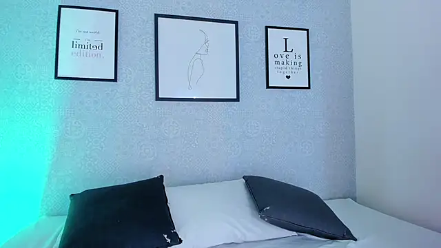 Snapshot of Natasha_harper chatting on 03/05/26, 12:01 Natasha harper online show from 03/05/26, 12:01