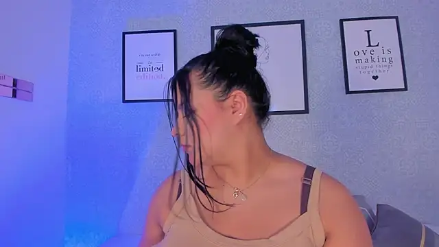 Natasha harper online show from 04/24/26, 01:24