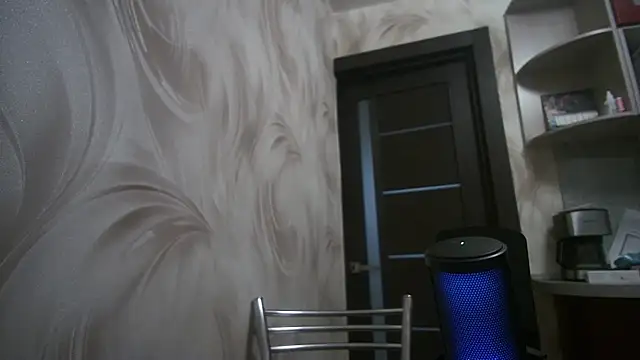 MoorderxDoll online show from 12/24/24, 09:33