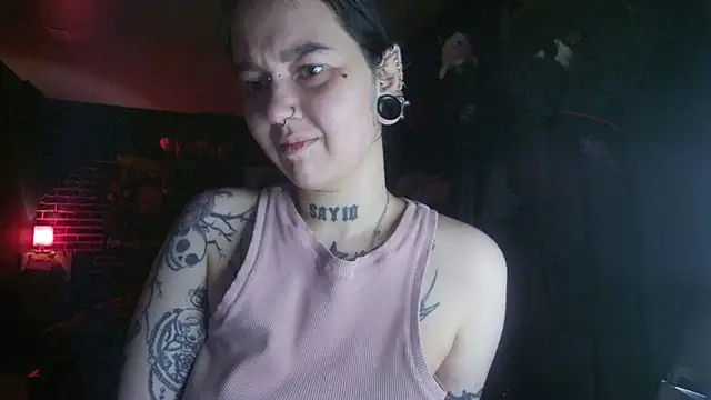 MoorderxDoll online show from 02/16/25, 11:37