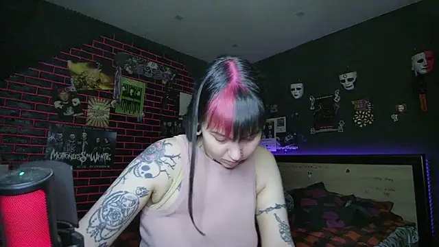 Snapshot of MoorderxDoll chatting on 03/16/26, 07:40 MoorderxDoll online show from 03/16/26, 07:40
