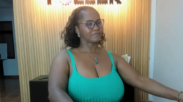 AliciaMiilf online show from 02/11/25, 07:05