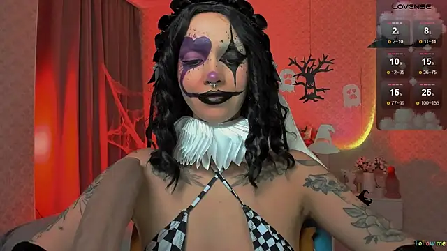 Snapshot of LeylaNoiry chatting on 10/23/25, 03:22 LeylaNoiry online show from 10/23/25, 03:22