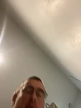 sunsylvain online show from 10/31/25, 05:14