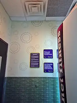 John19893 online show from 02/09/25, 04:40