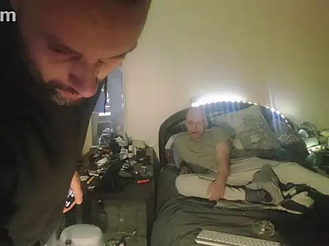 Terizizz online show from 04/09/26, 02:22